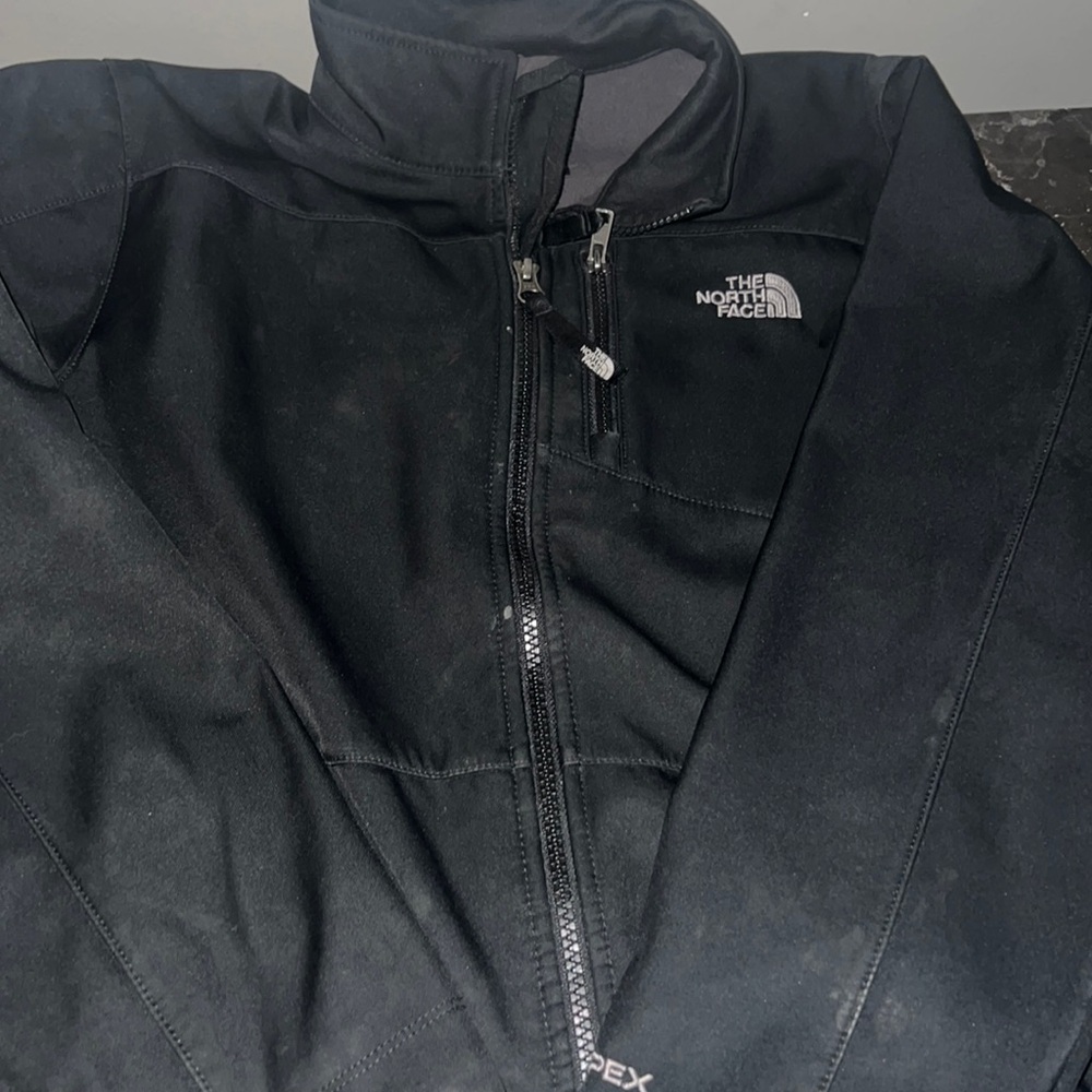 Boys North Face Denali black jacket.